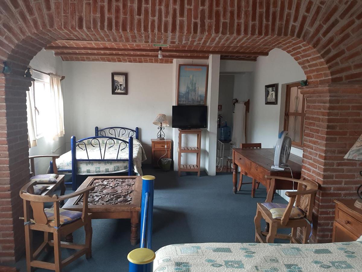 Хостел Casa Bertha Гуанахуато Экстерьер фото